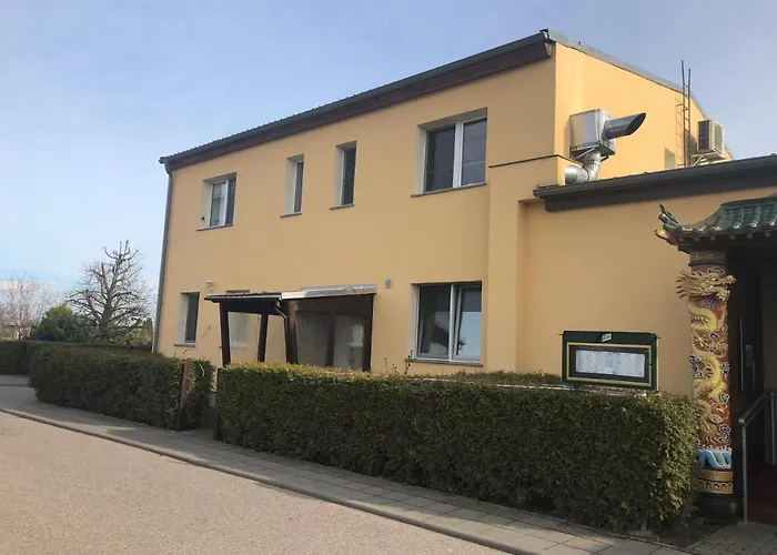 Pensionat Asiatisches 3*