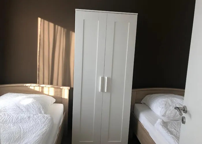 Asiatisches 3* Braunsbedra