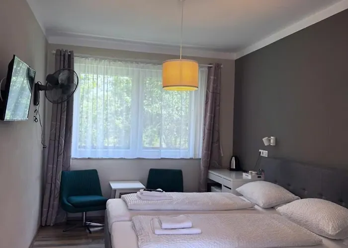 Pensionat Asiatisches 3*