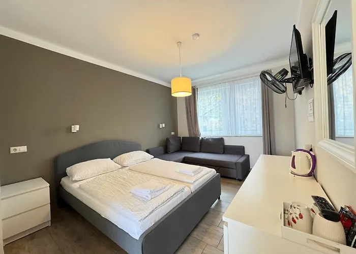 Asiatisches 3* Braunsbedra